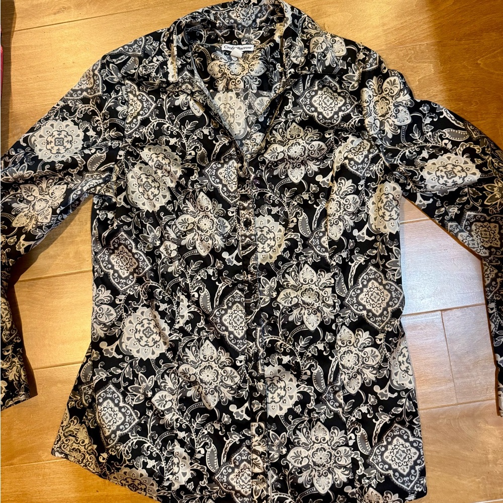 croft & barrow Black and White Paisley Print Size S Stretch Button-Down Shirt